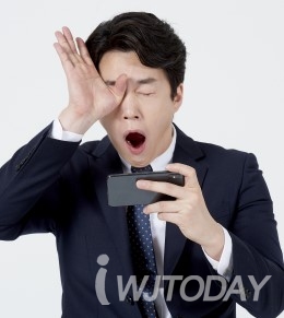 과도한 하품 문제없을까?